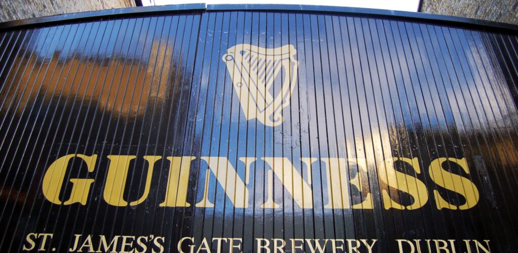La Porte St James de Guinness - bjaglin - cc
