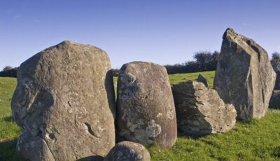 Le Ballynoe stone circle - philip hay - cc