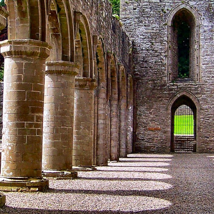 La Boyle abbey - Gordon Ryan - cc