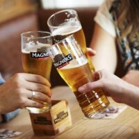 Des pintes de Bulmers Magners
