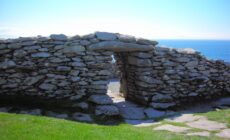 Le Dunbeg Fort - Jim Linwood - cc