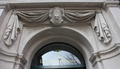 La Linen Hall Library - Ardfern - cc