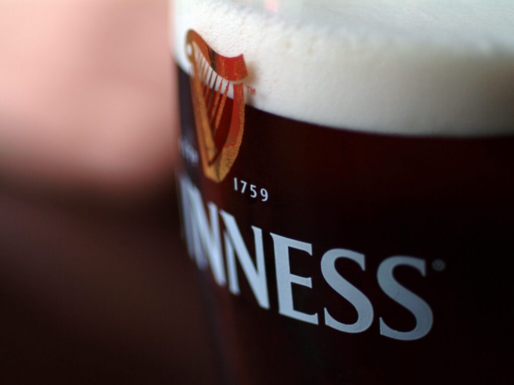 Une pinte de Guinness - Waxy Dan - cc