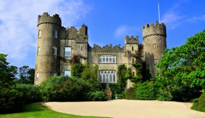 Le Malahide castle - © Jenifoto