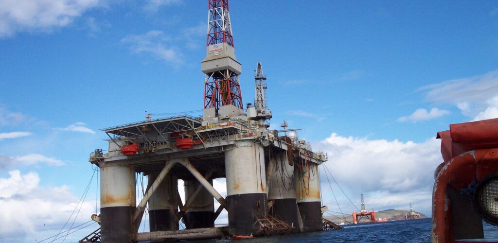 Exploitation pétrolière - <a href=