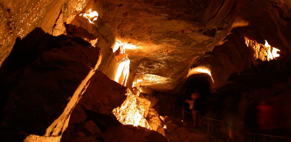 aillwee cave