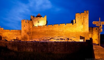 Le Cahir Castle de nuit - Gerardo Villalobos - cc