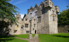 Le Donegal Castle - Hec Tate - cc