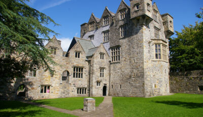 Le Donegal Castle - Hec Tate - cc