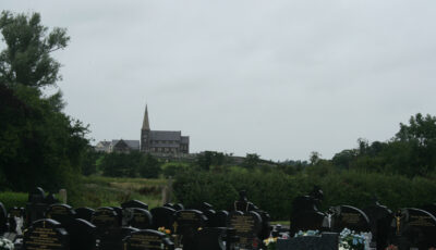 La Dumcree church - steve_l - cc