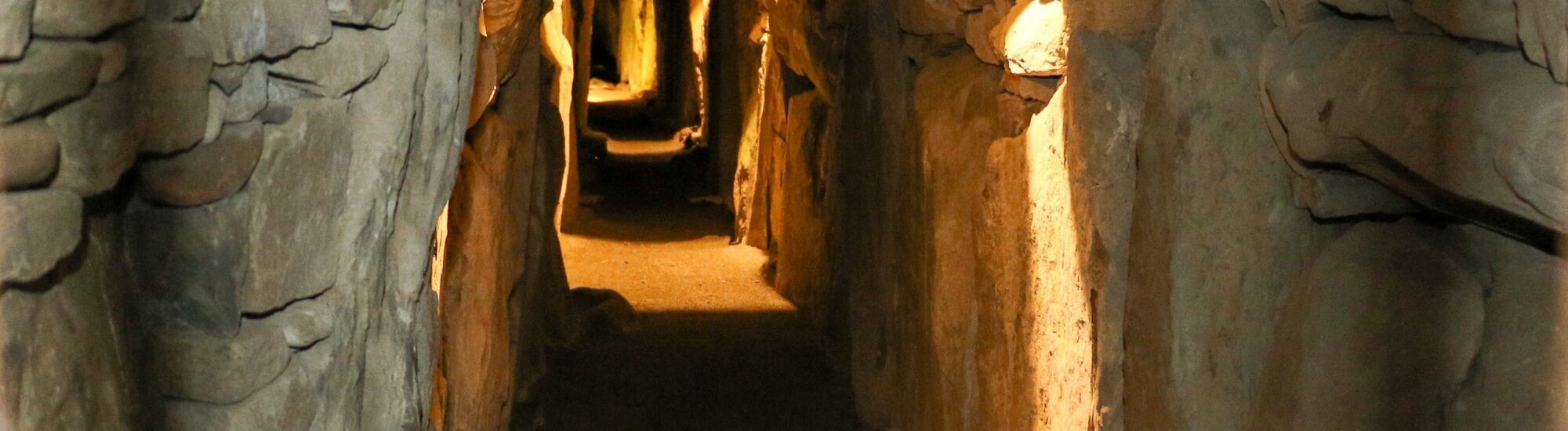 Knowth - © Hanging Bear Media