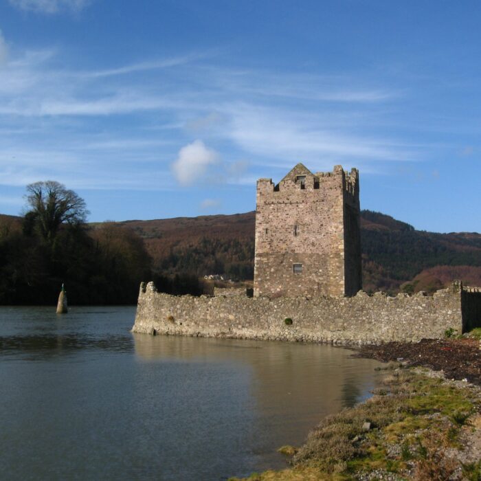 Le Narrow Water Castle - Sean Munson - cc
