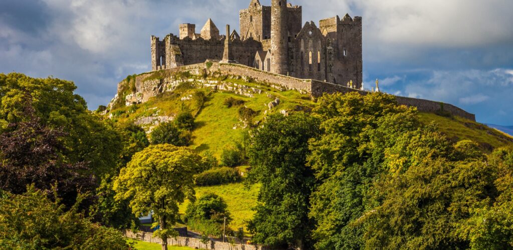 Le Rock of Cashel - © Thomas Bresenhuber