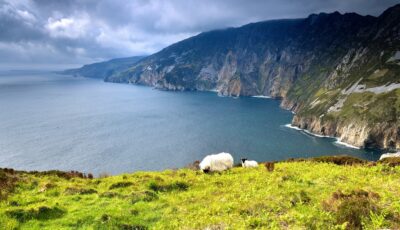 Slieve league - © drewrawcliffe