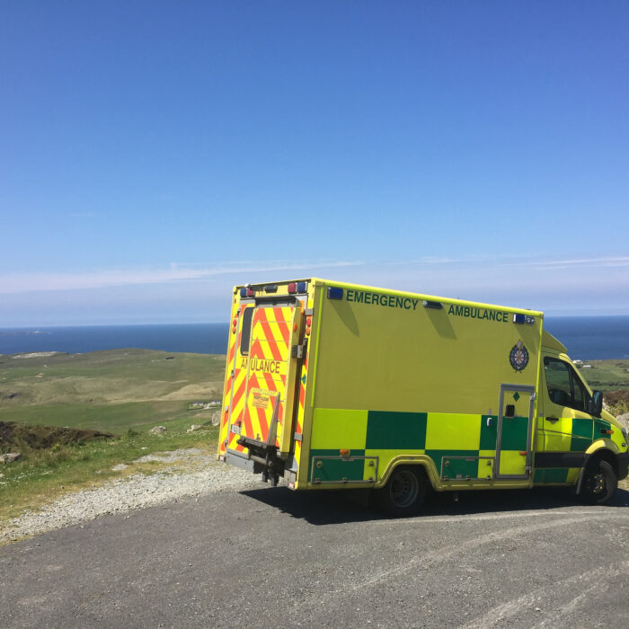 Une ambulance en Irlande - Greg Clarke - cc