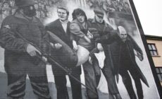 Le Bloody Sunday représenté sur une façade