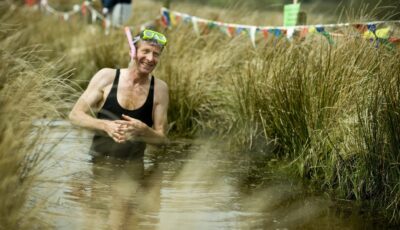 Du bog-snorkelling - Visit Britain - cc