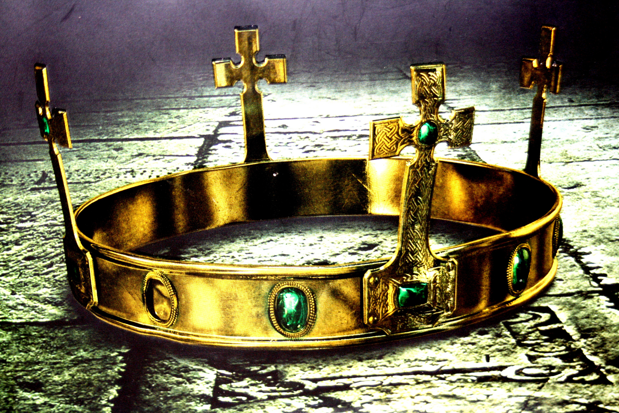 Une couronne - trainjason - cc