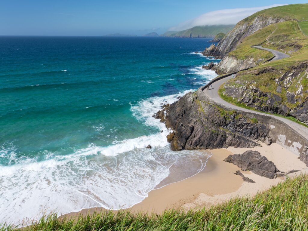 La Dingle Way - Michael Thaler - Shutterstock