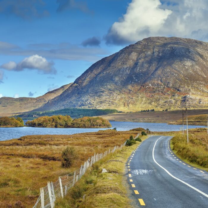 Inagh Valley - © borisb17