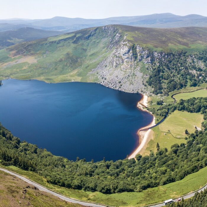 La Luggala Mountain et le Lough Tay - © Michael Bogner