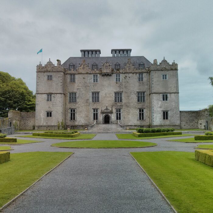 Portumna Castle - Peter Burka - cc