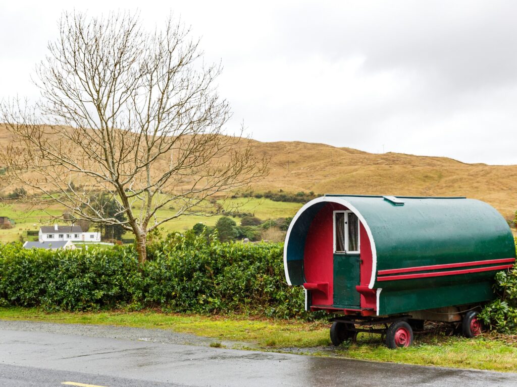 Une roulotte en Irlande - © Ocskay Bence