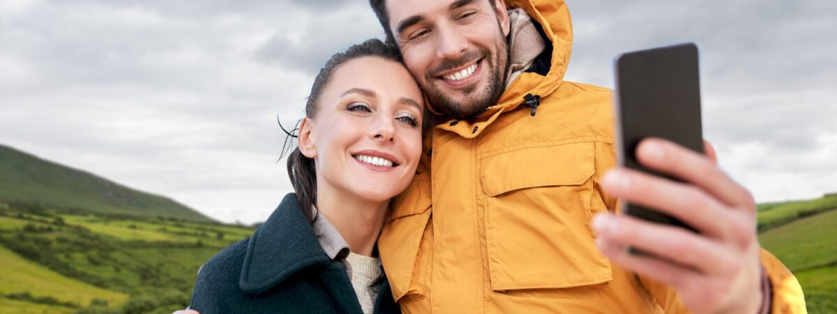 Capturer la chance des Irlandais : 5 conseils pour se constituer une communauté TikTok tout en voyageant en Irlande