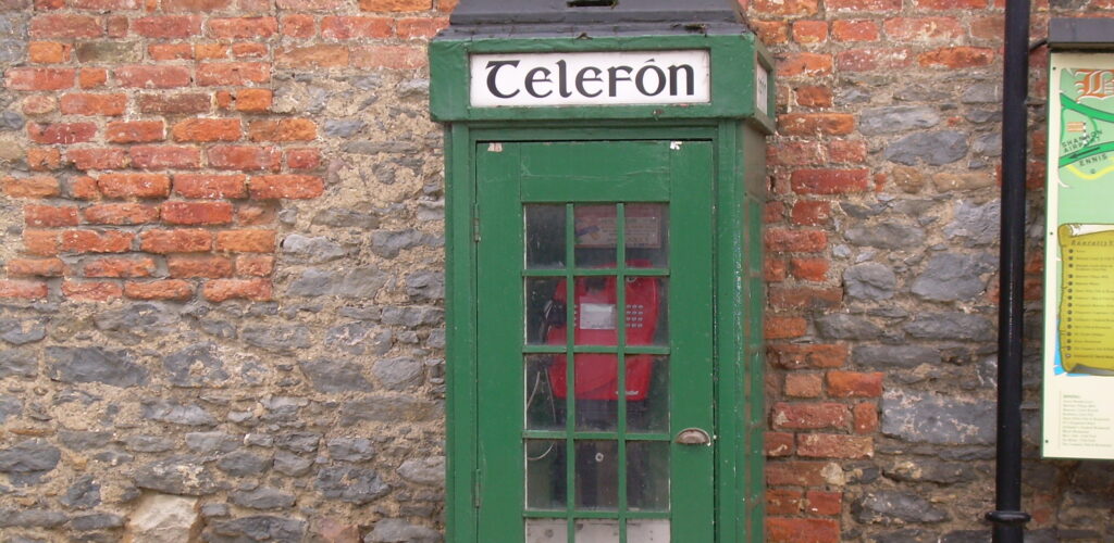 La frontière invisible : ce que votre téléphone sait avant vous en Irlande