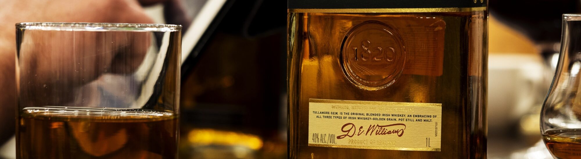 Du whiskey Tullamore Dew - © Игорь Головнёв - stock.adobe.com 