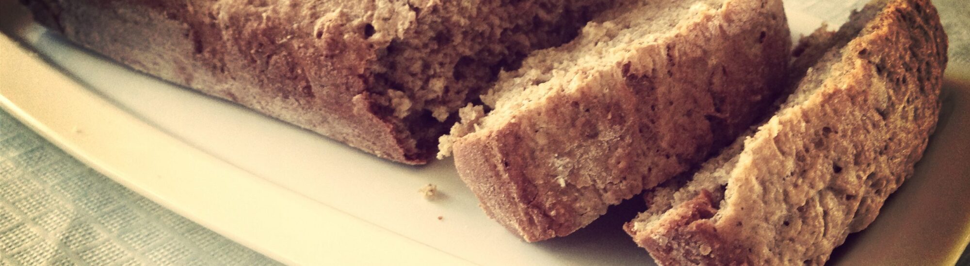 Un wheaten bread - flippinyank - cc