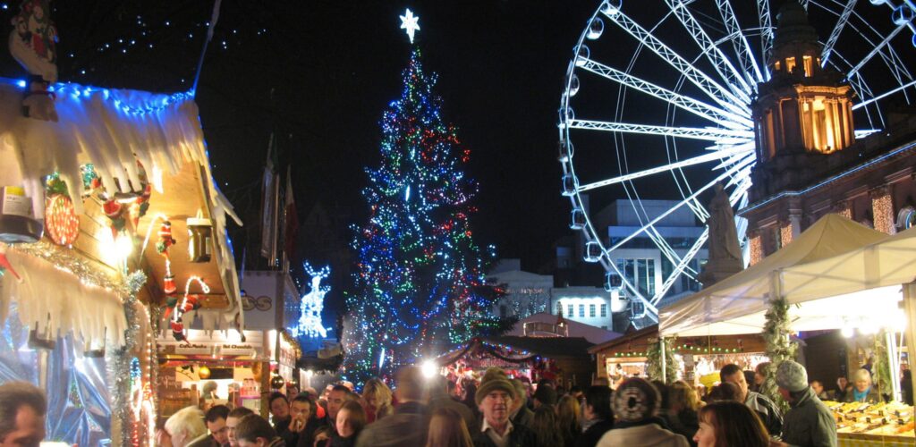 Le Belfast Christmas Market •