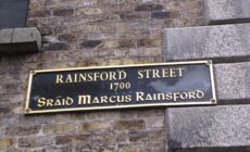 Une plaque en gaélique irlandais - Ben - cc