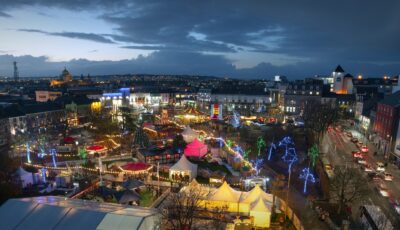 Le Galway Christmas Market - © Alexey Zarodov