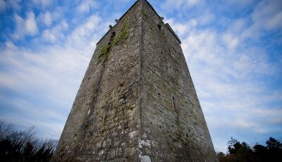 Doughiska Castle - Mark Grealish - cc