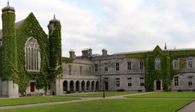La Galway University - Chris Sloan - cc