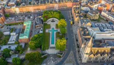 Garden of Remembrance (Jardin du souvenir) à Dublin - © Irish Drone Photography