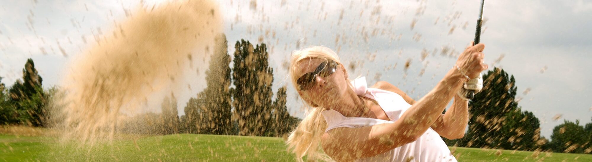 Une golfeuse - Domaine public