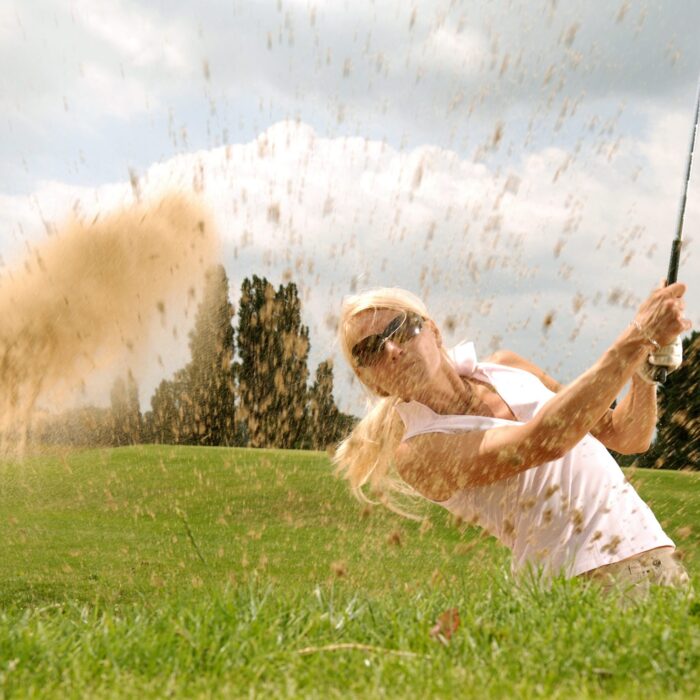Une golfeuse - Domaine public