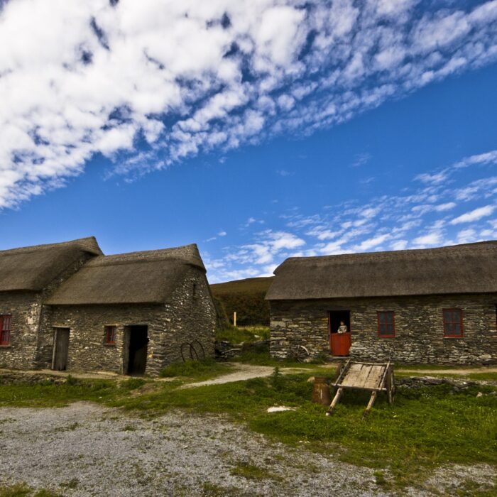 L'Irish Famine Cottage - MarianOne - cc