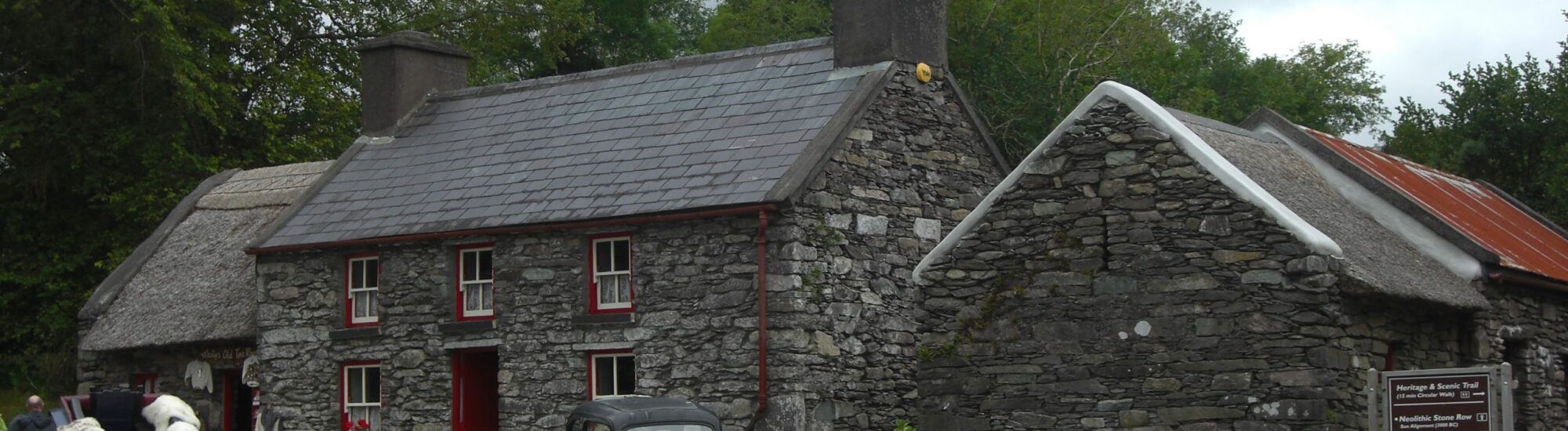 Le Molly Gallivan's Cottage - <a href=