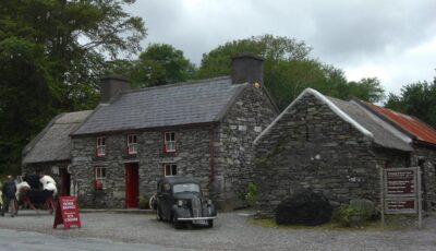 Le Molly Gallivan’s Cottage – Olivier Bruchez – cc