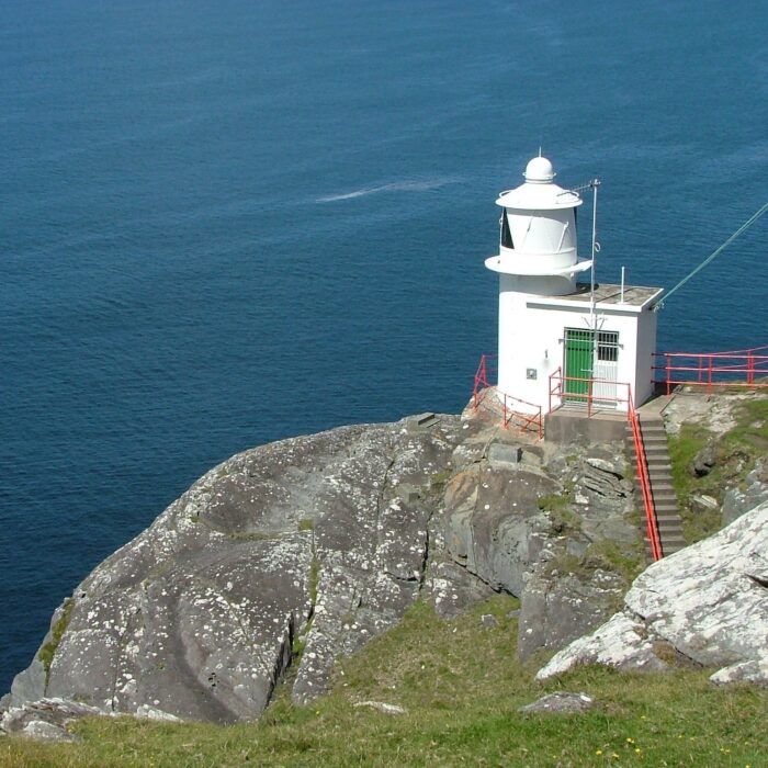 Sheep's Head Lighthouse - oli xilo - cc