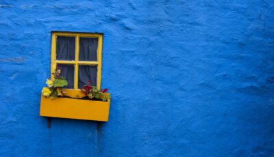 Une façade de maison en Irlande - © Gabriel Cassan