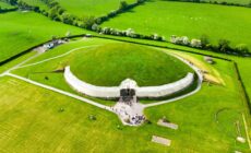 Newgrange - © MNStudio