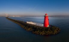 Le Poolbeg Lighthouse - © Ire DronePhotography