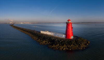 Le Poolbeg Lighthouse - © Ire DronePhotography