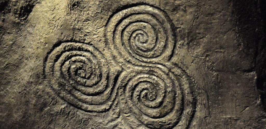 Irlande : une découverte archéologique nous en dit plus sur la construction de Newgrange