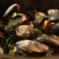 Des Moules à la Guinness - naotakem - cc