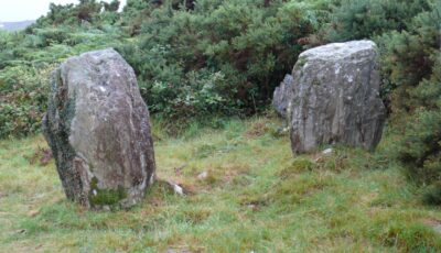 Le Ahakista stone circle - Ann & Peter Macdonald - cc